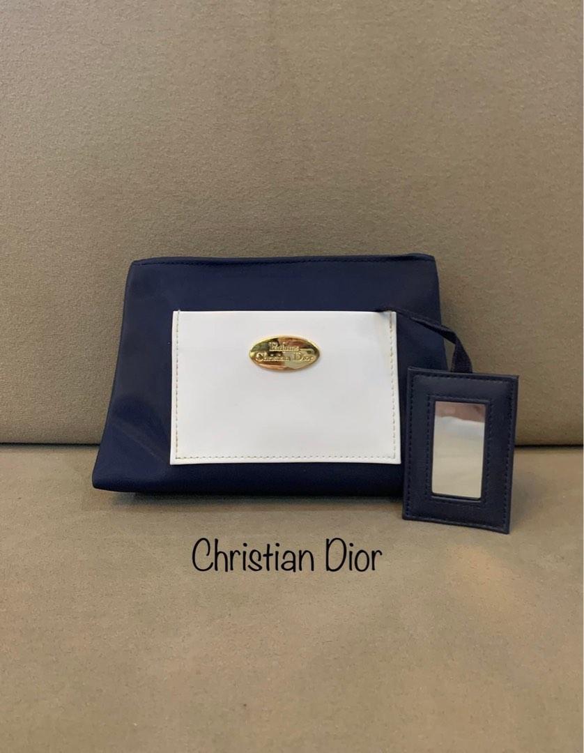 Christian Dior Parfume Vanity Kit (Category: Luxury Bags & Wallets) located in Paranaque City. Submitted by katlouieleandicho (Listing ID 1191173131, Image 1). Description: Unused #christiandior Parfume Vanity Kit Japan Sourced Price : P1.2K.