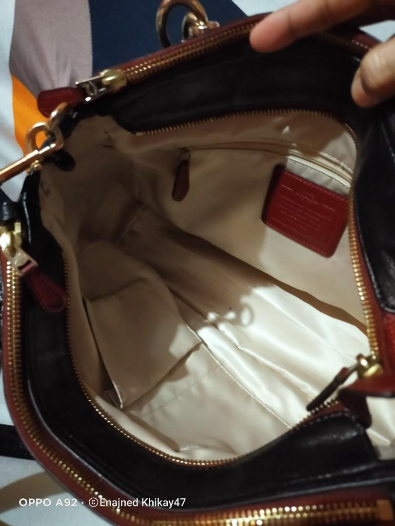 Coach Repaint Leather Bag, Luxury, Bags & Wallets on Carousell