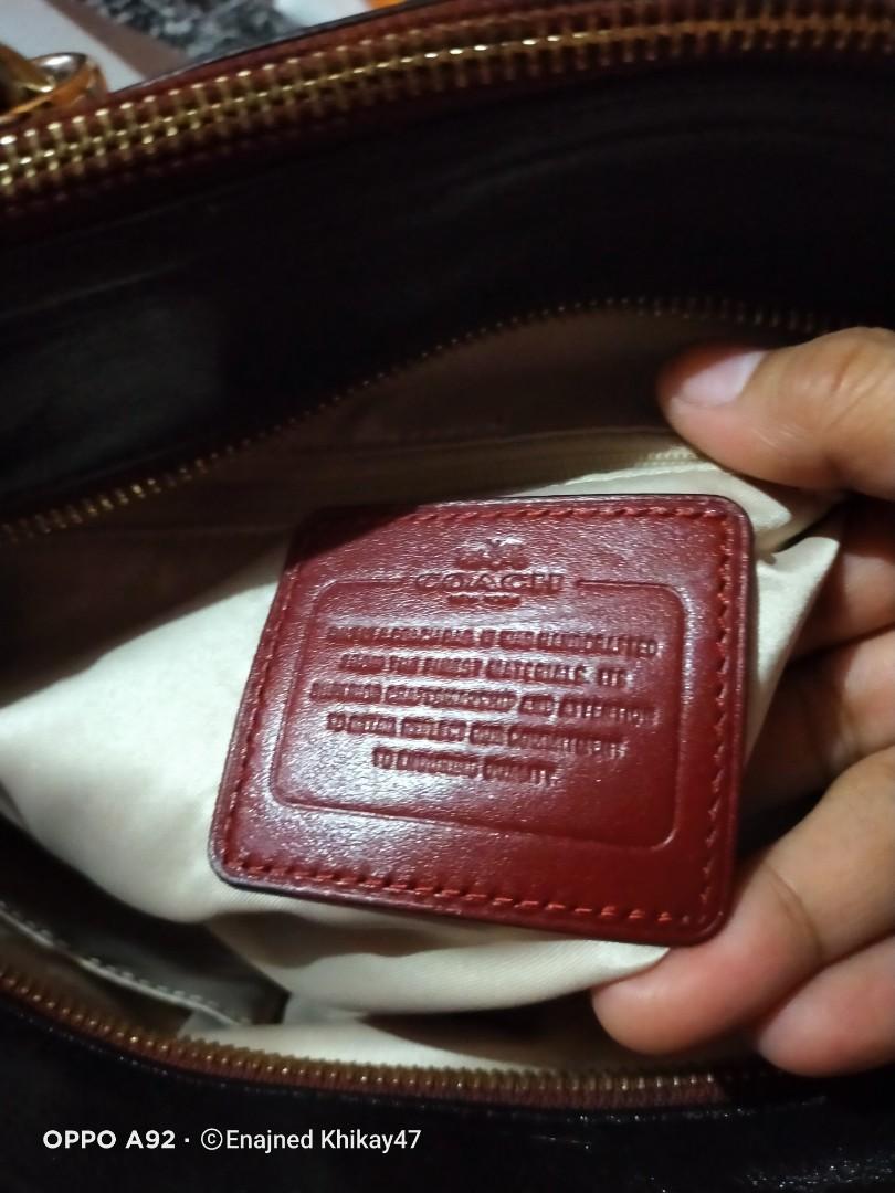 Coach Repaint Leather Bag, Luxury, Bags & Wallets on Carousell