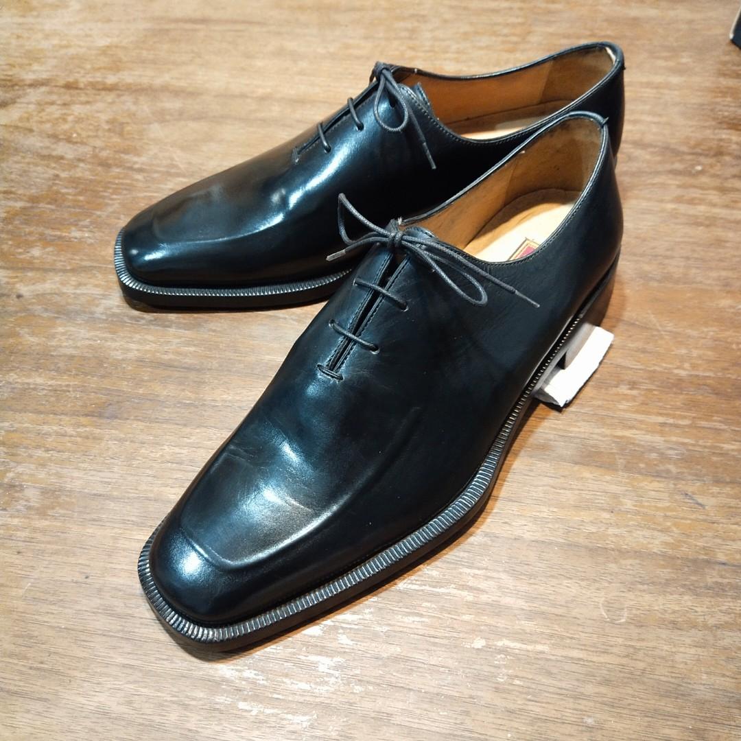 Cole haan sales wholecut oxford