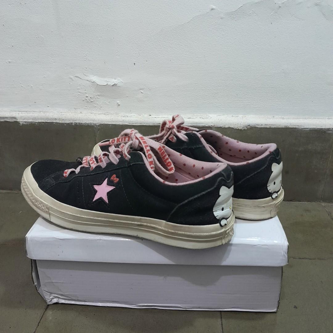 Converse one star online x hello kitty