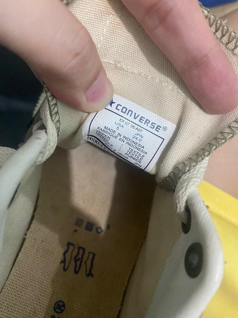 Converse Sneakers For Women (Category: Sneakers) located in Valenzuela. Submitted by sofiasticated.decluttering (Listing ID 1191113156, Image 3). Description: .