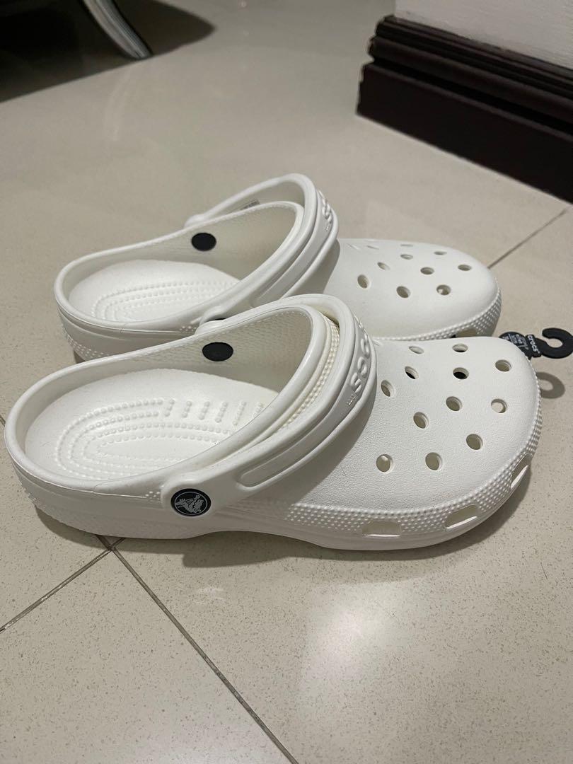 Mens white best sale crocs size 10