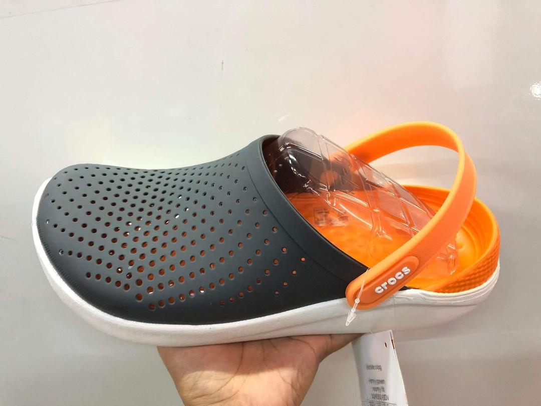 Mens orange crocs size 11 outlet