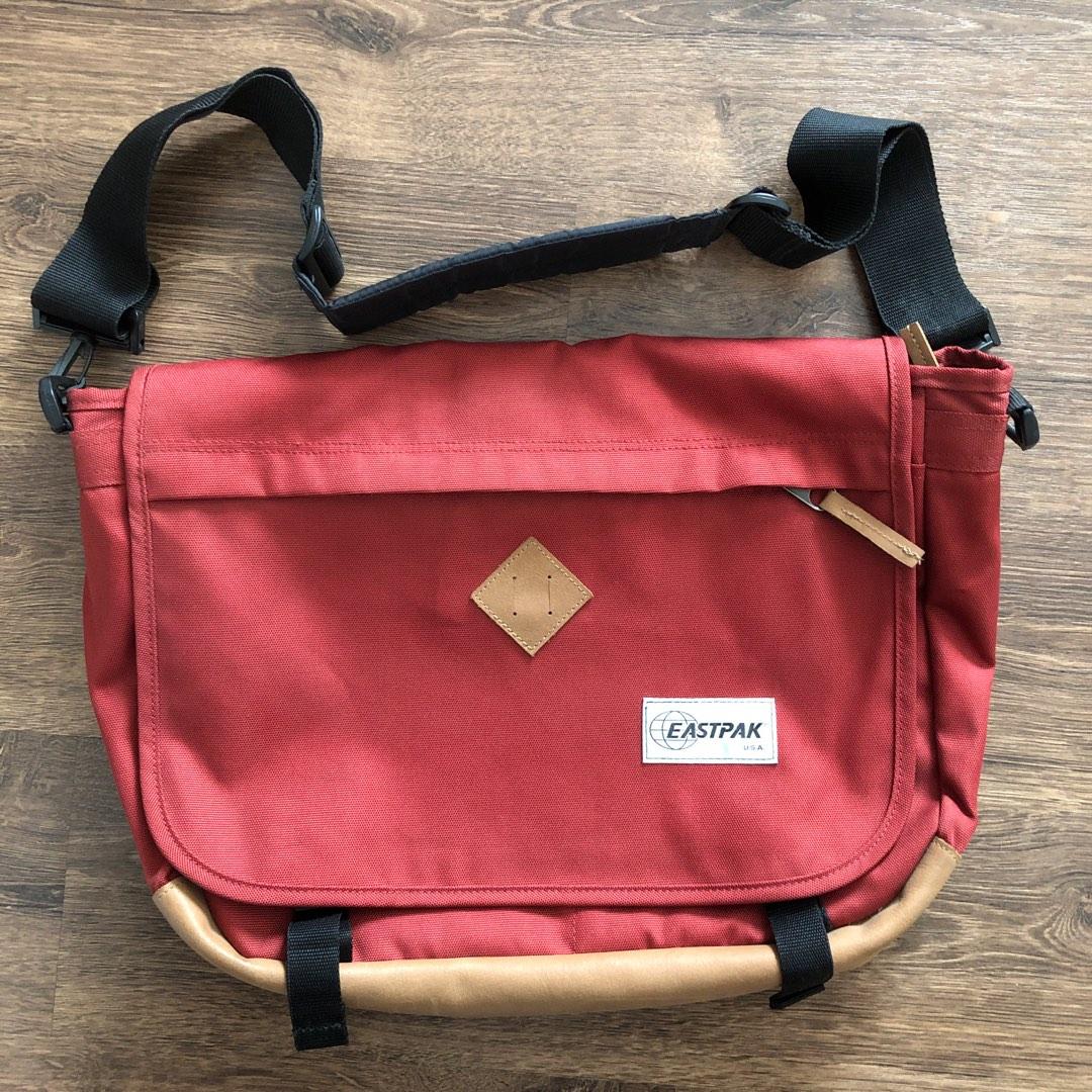 Eastpak delegate top bag