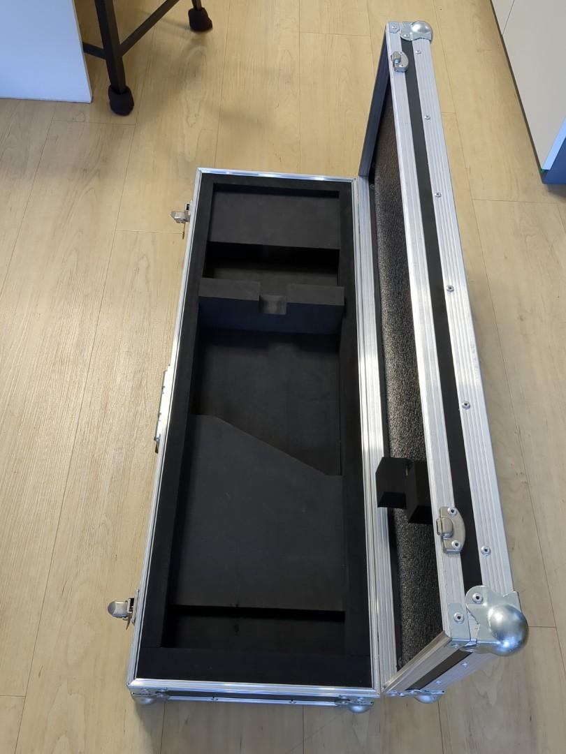 Flight case small instruments or pedal board St Adrian heavy duty ...