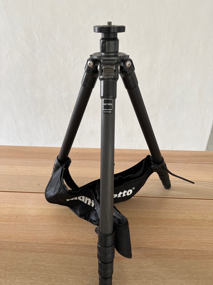 Gitzo GT2540 Mountaineer 6X Carbon Fiber Tripod Legs (Rapid Column) Supports 12 kg