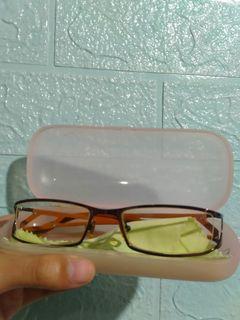 Good quality eyeglass frame