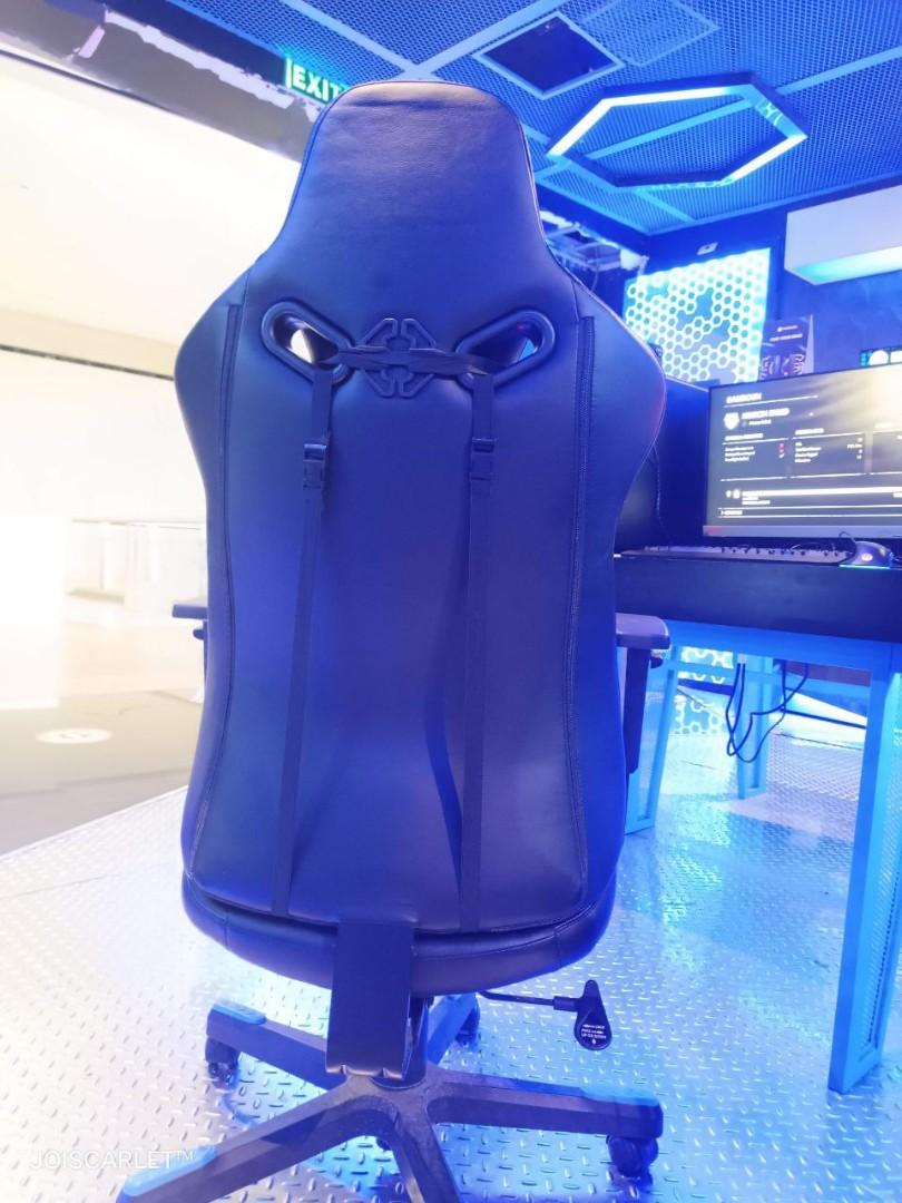 Havit Gaming chair brandnew, Furniture & Home Living, Furniture