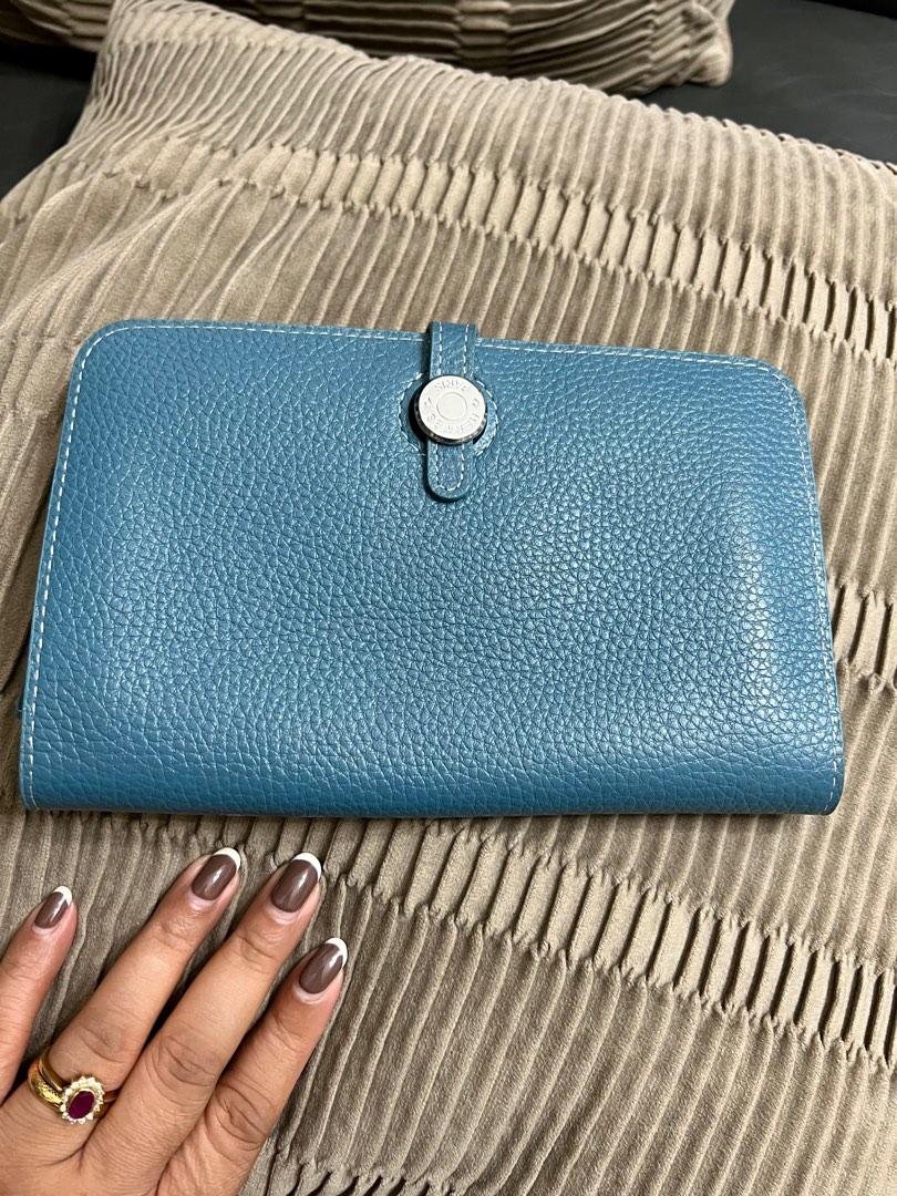 Hermes Passport Holder Blue – LuxuryPromise