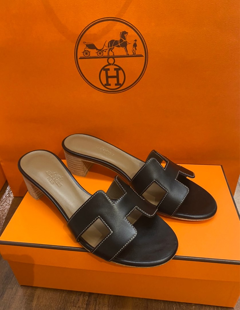 Brand New Hermes Oasis Sandals Black 36, Women's Fashion, Footwear