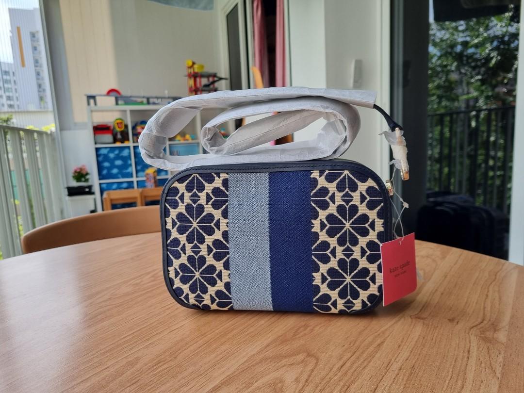 Kate spade flower jacquard camera bag, Women's Fashion, Bags & Wallets