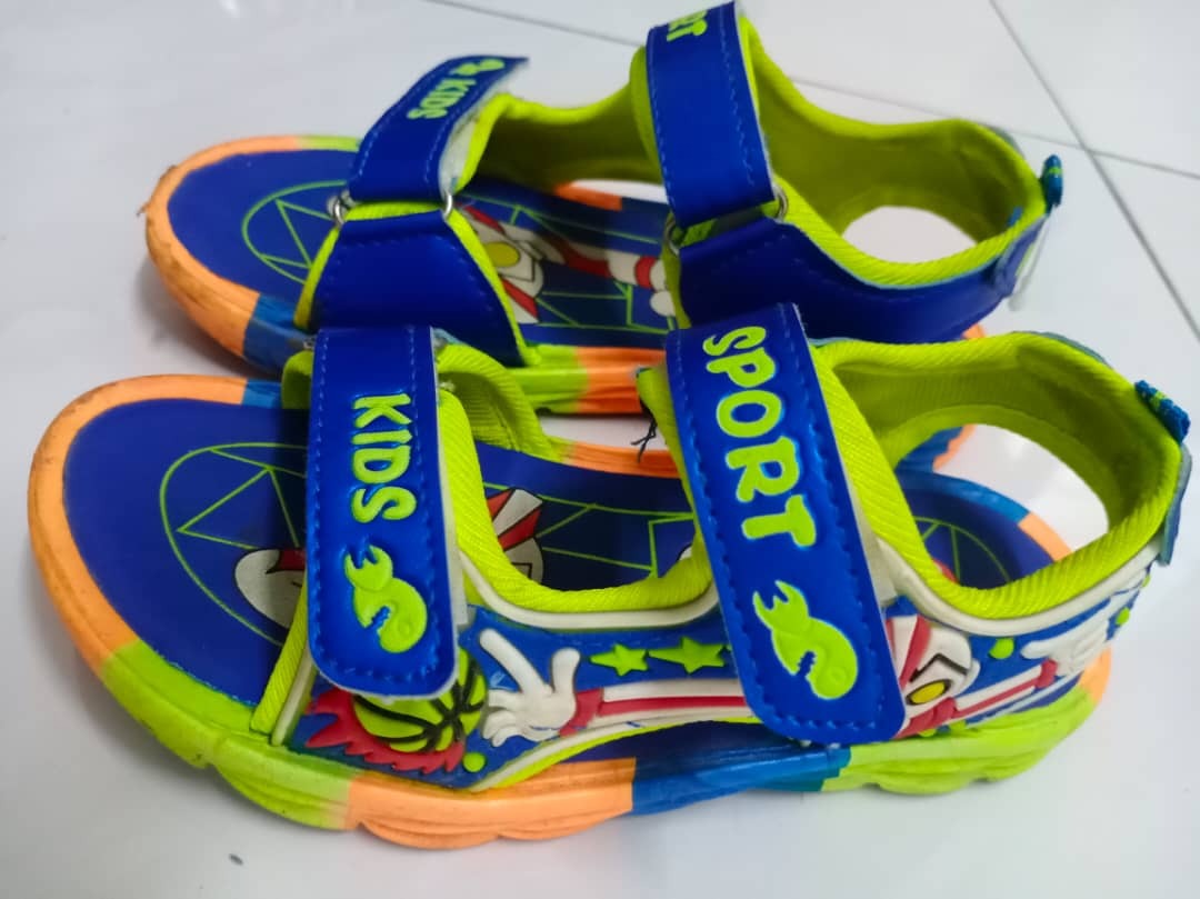 kids-sport-shoe-ultraman-babies-kids-babies-kids-fashion-on-carousell