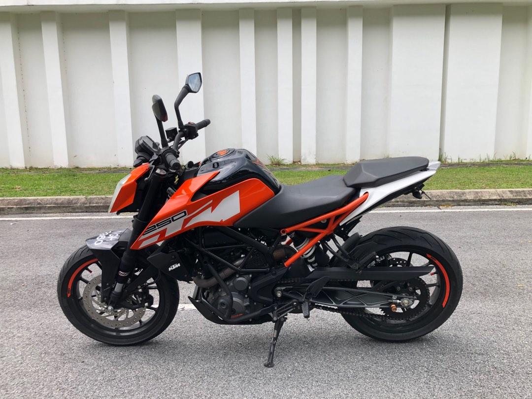 KTM Duke 250 V2 Motorbikes on Carousell