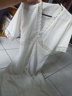 Long outer broken white