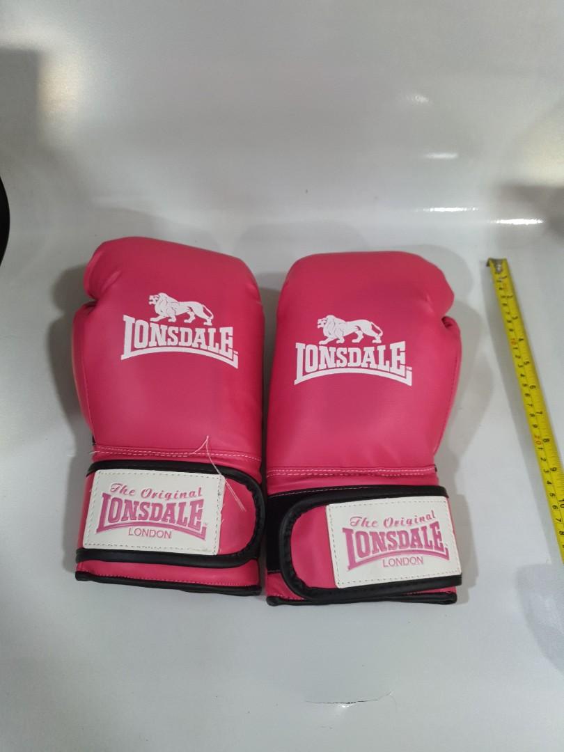 Lonsdale boxing gloves and Summit Dragon boxing pads, Sports Equipment