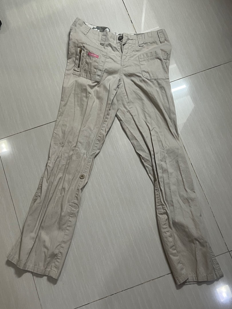 low waist beige cargo pants, Women's Fashion, Bottoms, Other Bottoms on
