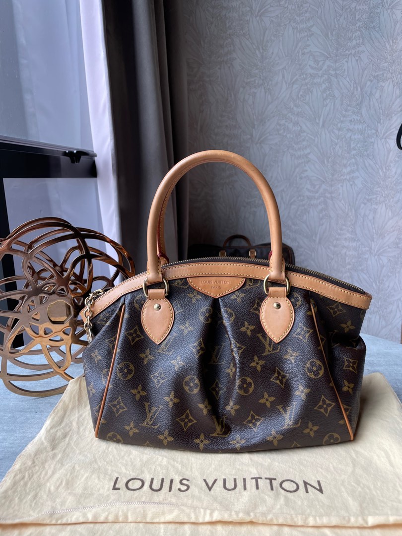 Louis Vuitton Monogram Tivoli PM, Luxury, Bags & Wallets on Carousell