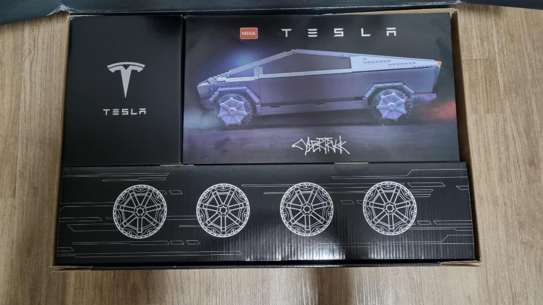 WTS/WTT Mattel MEGA Tesla Cybertruck Brick-built Set New Not LEGO