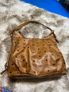 (Category: ) located in . Submitted by coachhh (Listing ID 1191279648, Image 1). Description: .