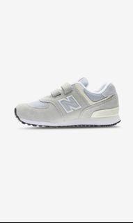 New Balance 574 wide Infant/baby shoes (BNIB with receipt)