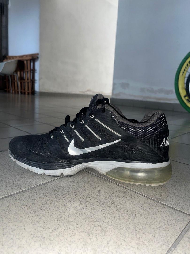 Nike air top max accelerate