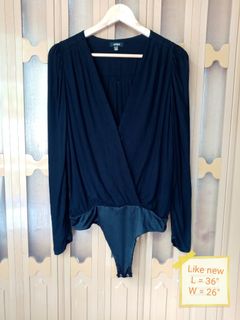 (Category: ) located in . Submitted by ThriftsForACause (Listing ID 1191098883, Image 1). Description: .
