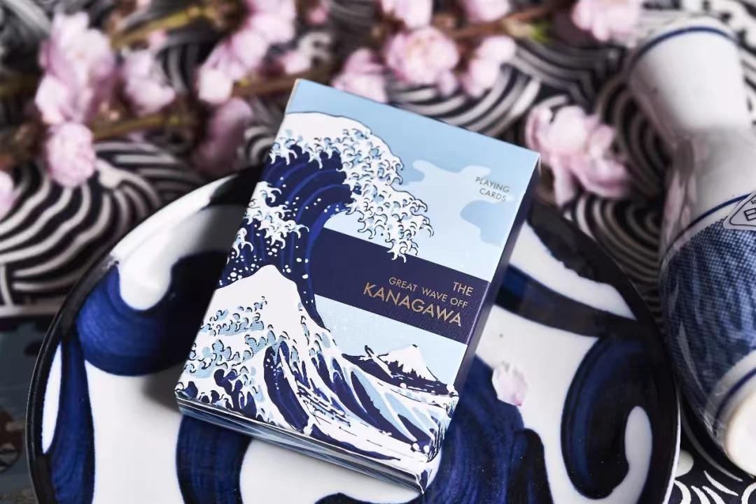 Poker Cards - The Great Wave off Kanagawa Playing Cards (Ice Blue Gilded Edges). Collectors, sealed with cellophane. Limited edition of 88. Embossed, Japanese ancient artwork, paintings, Ukiyo-E, Hokusai. Brand new, sealed Poker Cards - The Great Wave off Kanagawa Playing Cards (Ice Blue Gilded Edges). Collectors, sealed with cellophane. Limited edition of 88. Embossed, Japanese ancient artwork, paintings, Ukiyo-E, Hokusai. Brand new, sealed