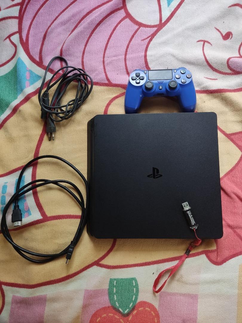 PS4 slim 500gb (jb) Good as new may scratches lang ng bahagya., Video