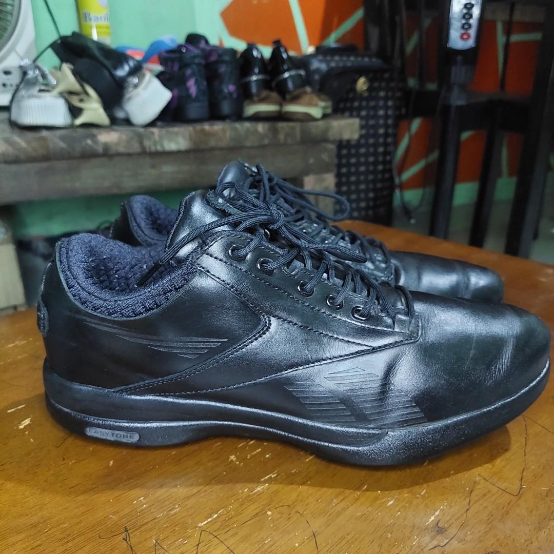 REBOOL EASYTONE BLACK SIZE 9.5 MEN