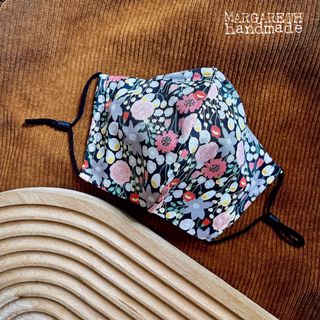 （分類：）位於 。 由 margareth.handmade 提交（商品編號 1191228121，圖片 1）。簡介： 。