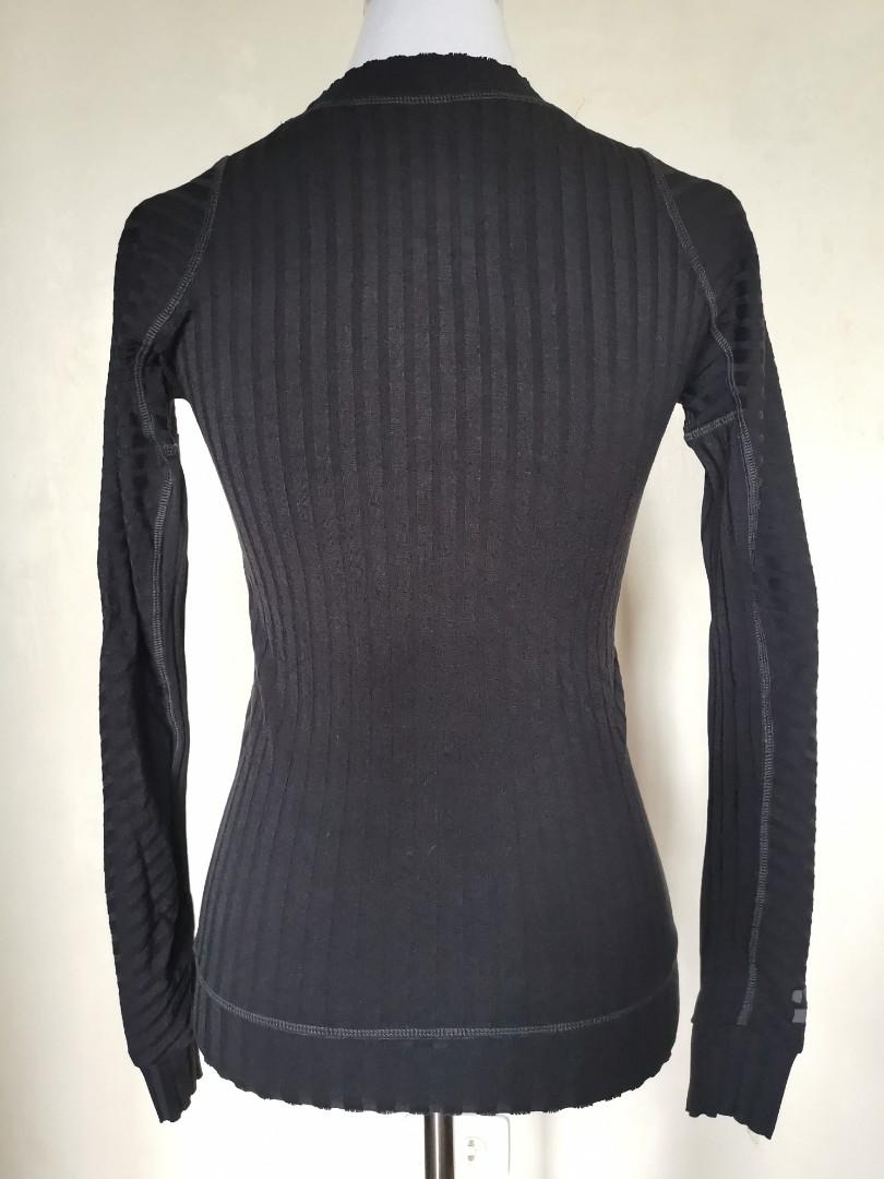RIOT DIVISION Techwear Black Long Sleeves Top (Category: Longsleeves) located in Marikina City. Submitted by kurixxxu (Listing ID 1191151925, Image 3). Description: Size: Small Condition: Removed tags, but never worn. Bought from Riot Divison (Ukraine) online store..