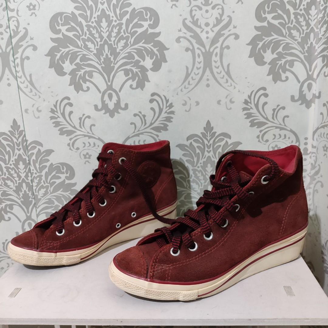 Sepatu converse kulit original on sale