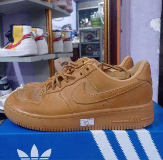 Sneaker second nike air force 1