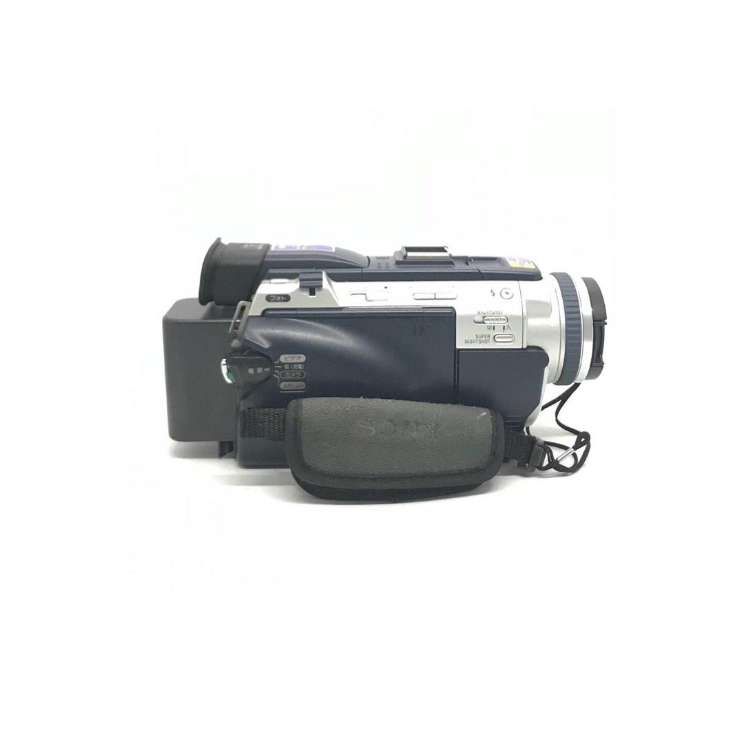 thumbnail image 2 of Sony Handycam DCR-TRV30 MiniDV Camcorder – 10x Optical Zoom, Night Vision (Used) 2 of 4