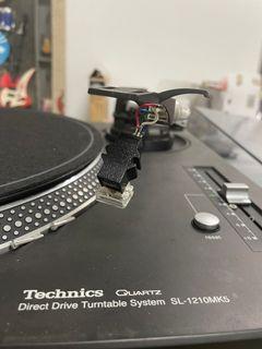 Technics Turntable SL-1210MK5