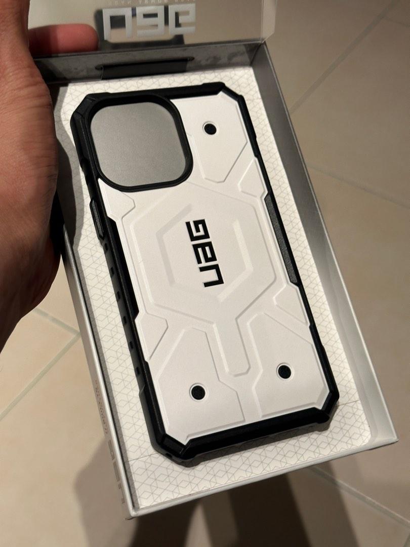 Uag pathfinder MagSafe iphone 14 pro max, Mobile Phones & Gadgets, Mobile &  Gadget Accessories, Cases & Sleeves on Carousell