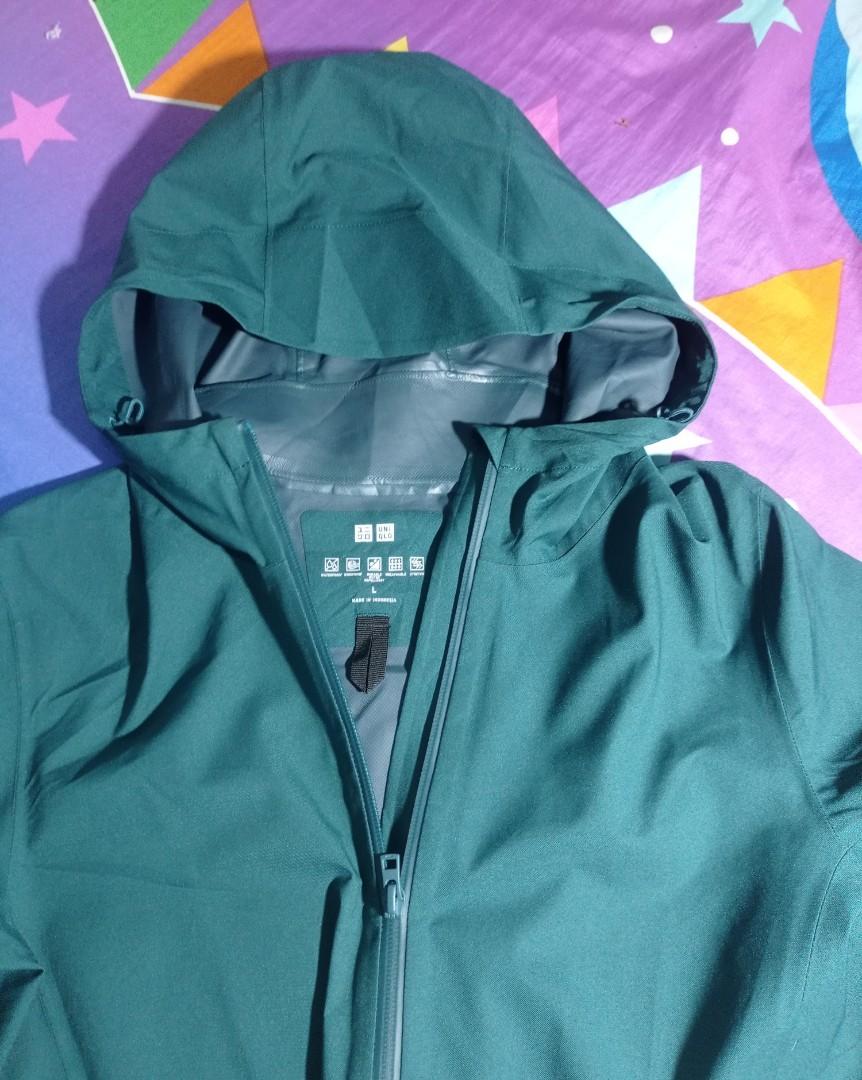 Uniqlo waterproof 2025