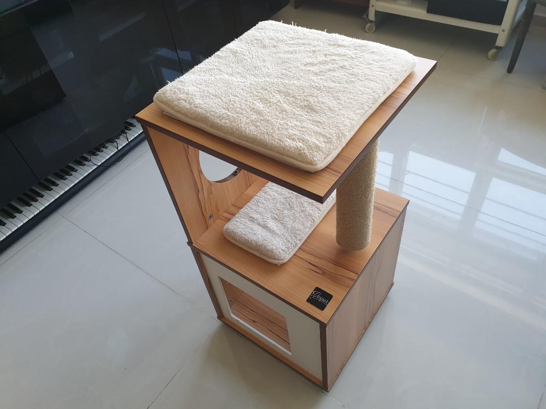 Vesper Wooden Cat Tree House & Scratch Post For Kitten / Cat / Dog