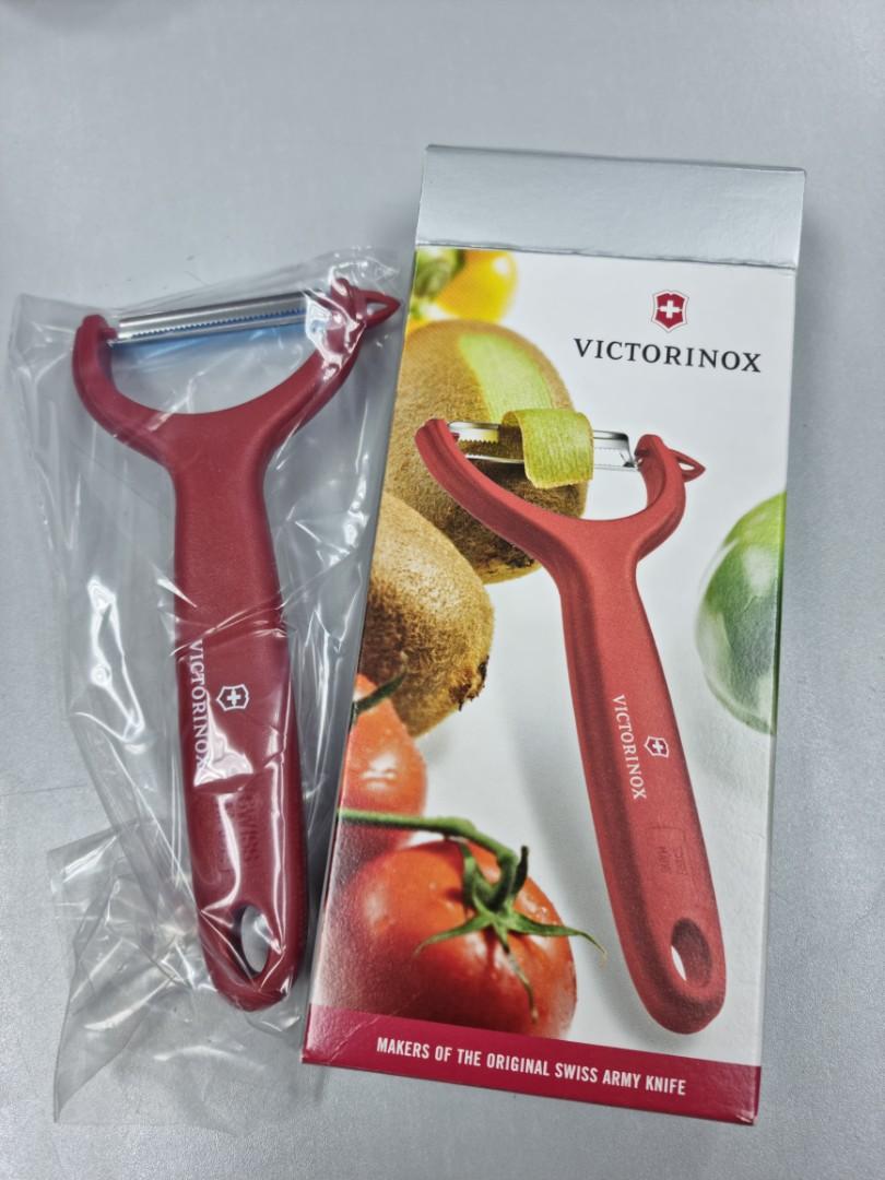  Victorinox 7.6079.1 Tomato and Kiwi Kitchen Peeler for