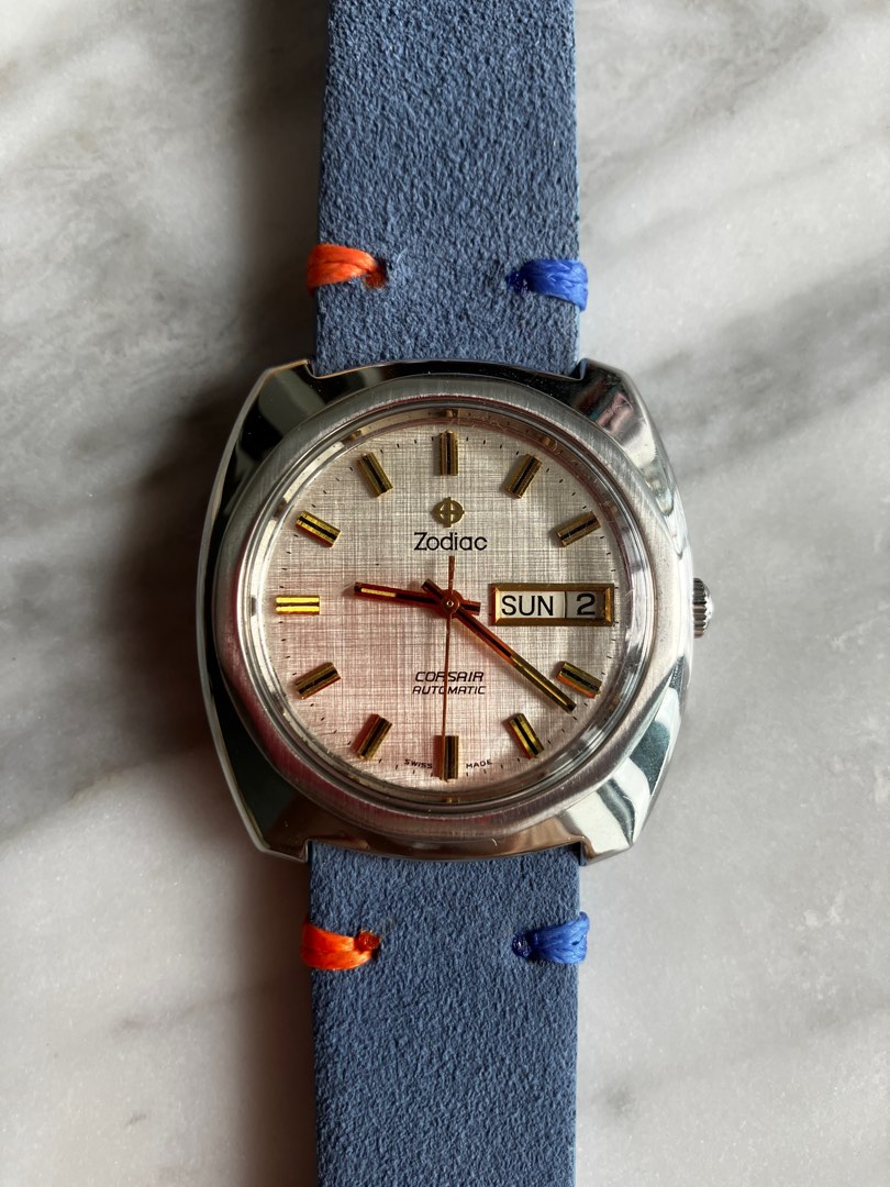 Zodiac corsair automatic outlet