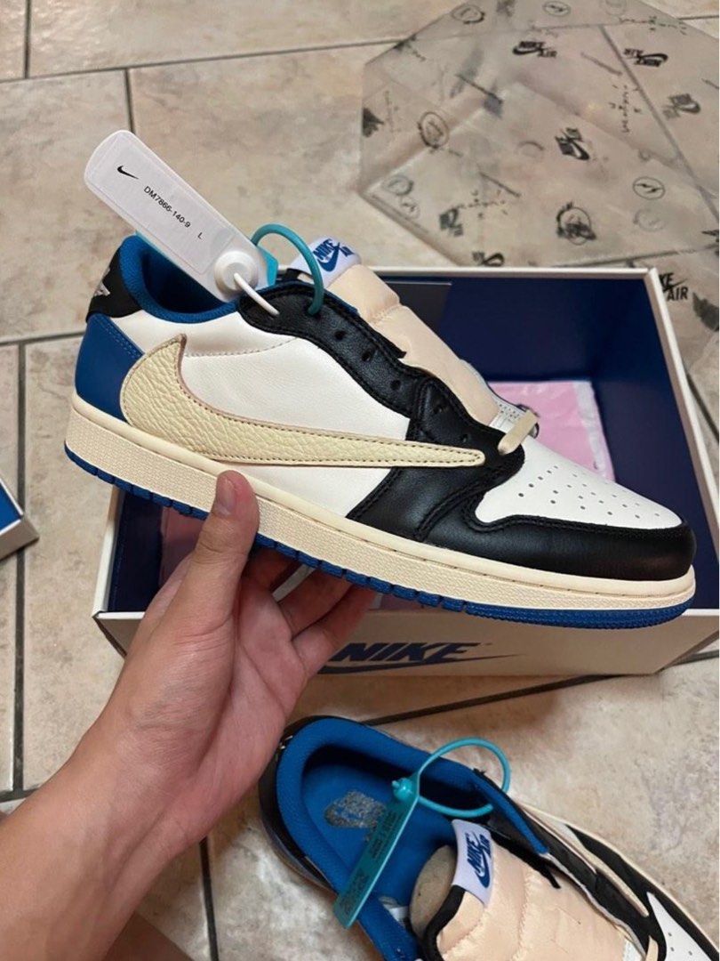 Frag best sale jordan 1