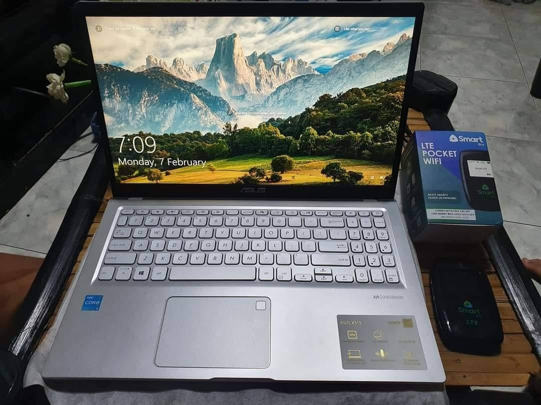 Asus x515 laptop 512ssd good for editing/wfh/mid gaming, Computers