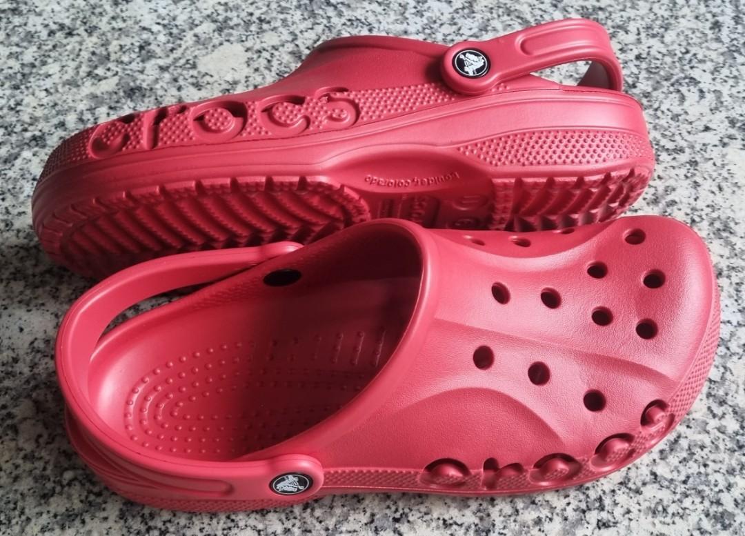 Red crocs sales size 6