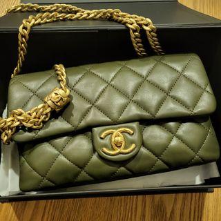 Chanel 22960606 Khaki/ Oliver Green Patent Leather Card Holder Silver  Hardware