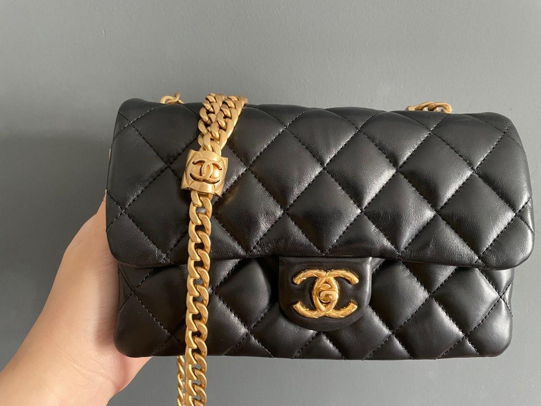 Chanel 22K Small Flap bag with adjustable strap, Luxury, Bags & Wallets on  Carousell