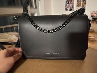 （分類：）位於 。 由 laammm37 提交（商品編號 1191456175，圖片 1）。簡介： 。