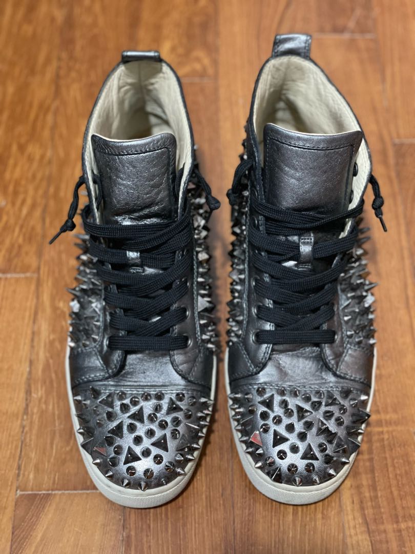 Christian Louboutin Louis Strass Silver, Men's Fashion, Footwear, Sneakers  on Carousell
