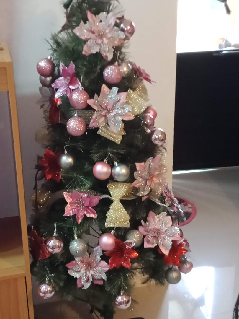 Christmas Trees 4Ft, Furniture & Home Living, Home Decor, Artificial Plants  & Flowers On Carousell