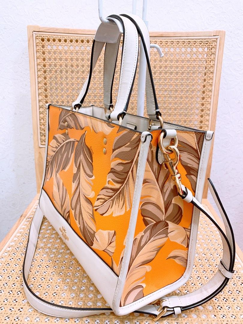 Dempsey carryall with banana leaves 2025 print